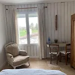 Les Chantours, Domaine Naturel Arbore Et Fleuri De15 Hectares Saint-Antoine-Cumond