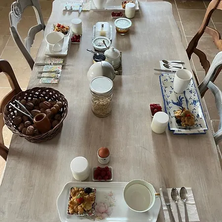 Les Chantours, Domaine Naturel Arbore Et Fleuri De15 Hectares 3* Saint-Antoine-Cumond